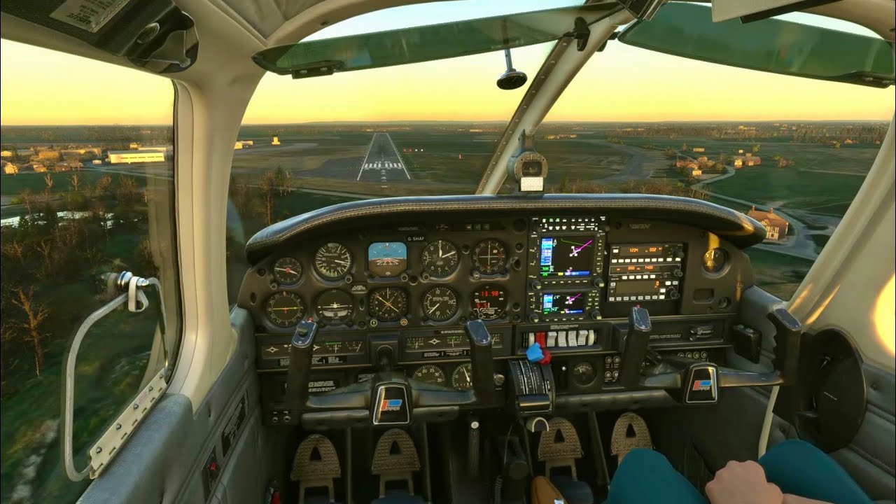 Piper PA28 landing at Leeds East Airport | Microsoft Flight Simulator 