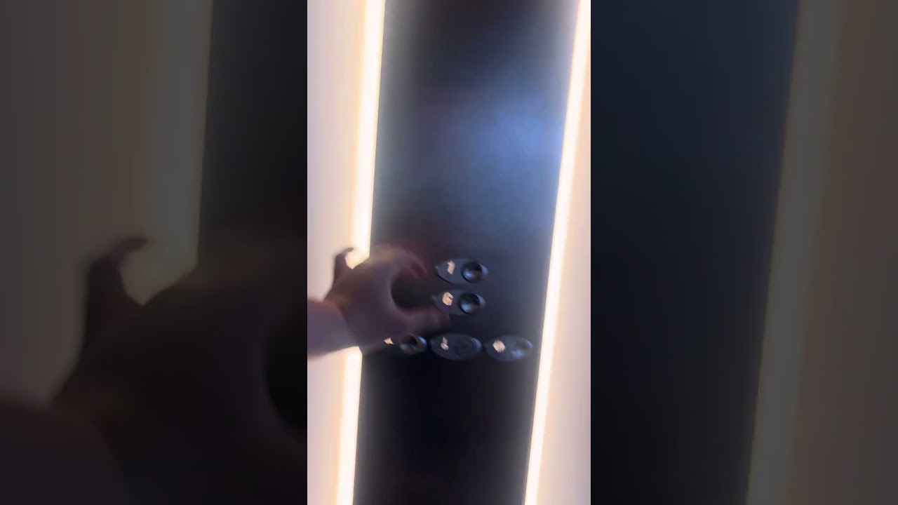 2008 Otis Gen2 Lift at Tesco in Dereham