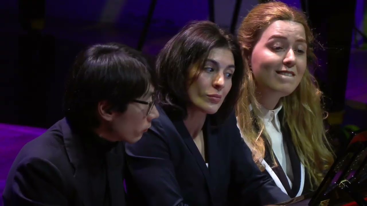 Mariam Batsashvili (2014 – 1st prize)& Mengjie Han (2014 – 3rd prize) & Tamta Magradze