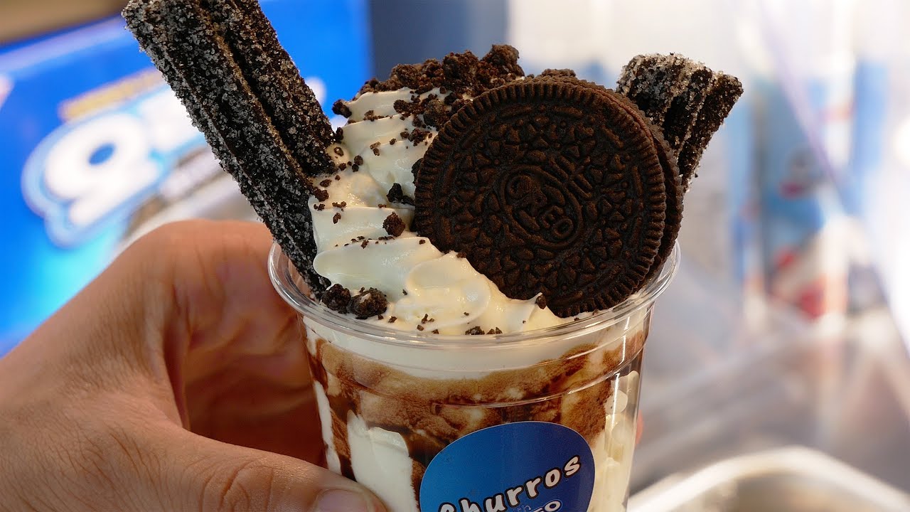 Churros & Oreo Cookies with Loads of Whipped Cream │ Insadong, Seoul Korea │ Street Food in Korea