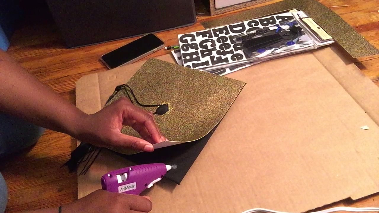 DIY Project: Graduation Cap Decoration
