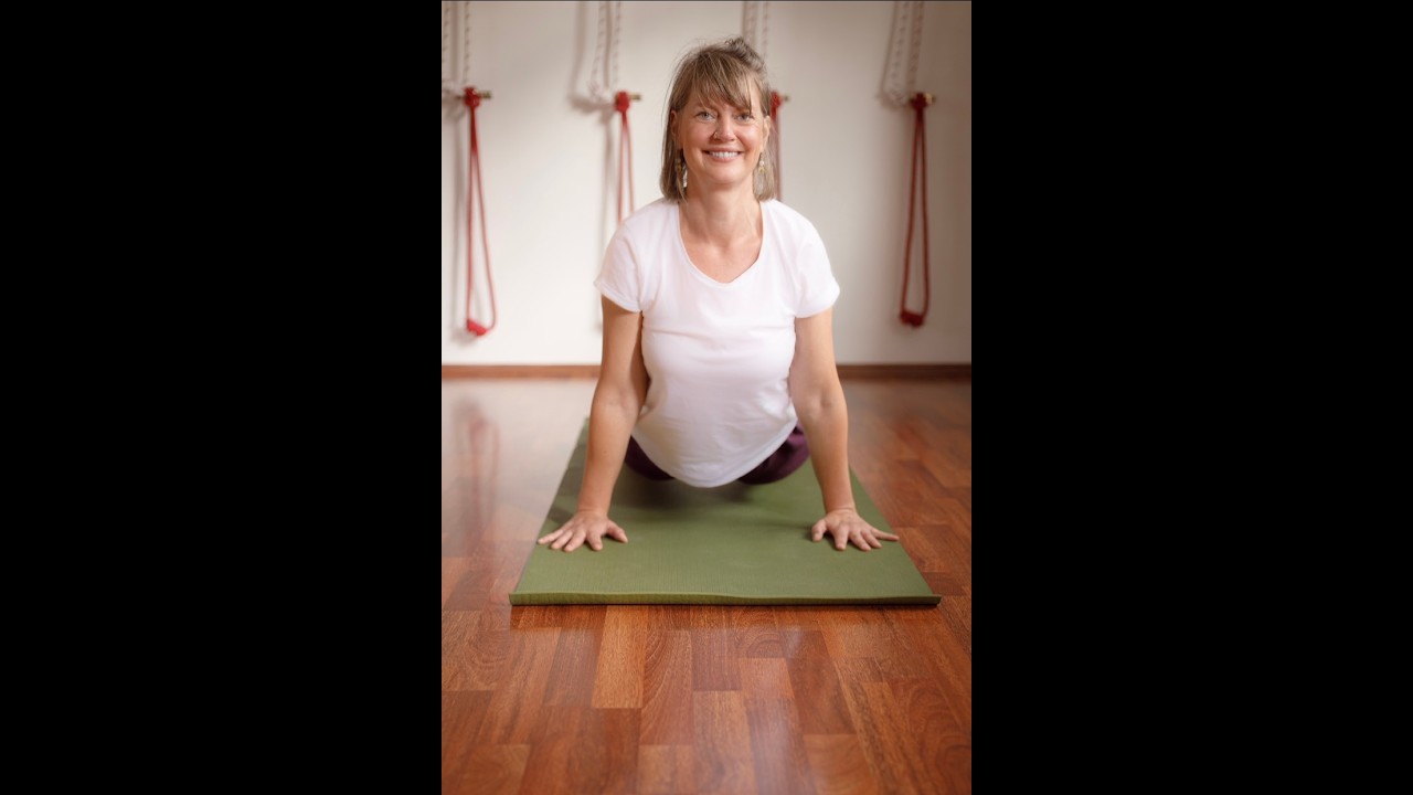 Iyengar Yoga für den oberen Rücken - Aufrichtung und Kräftigung