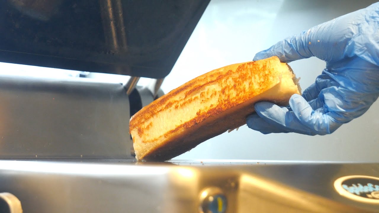 本場アメリカのロブスターロール専門店が手がける、香りと旨味にこだわった絶品ロブスターロールの作り方