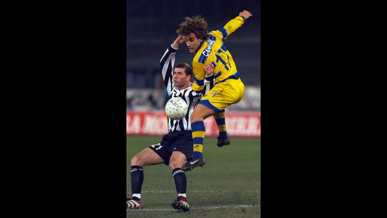 Zidane vs Parma (1998-99 Serie A 20R)