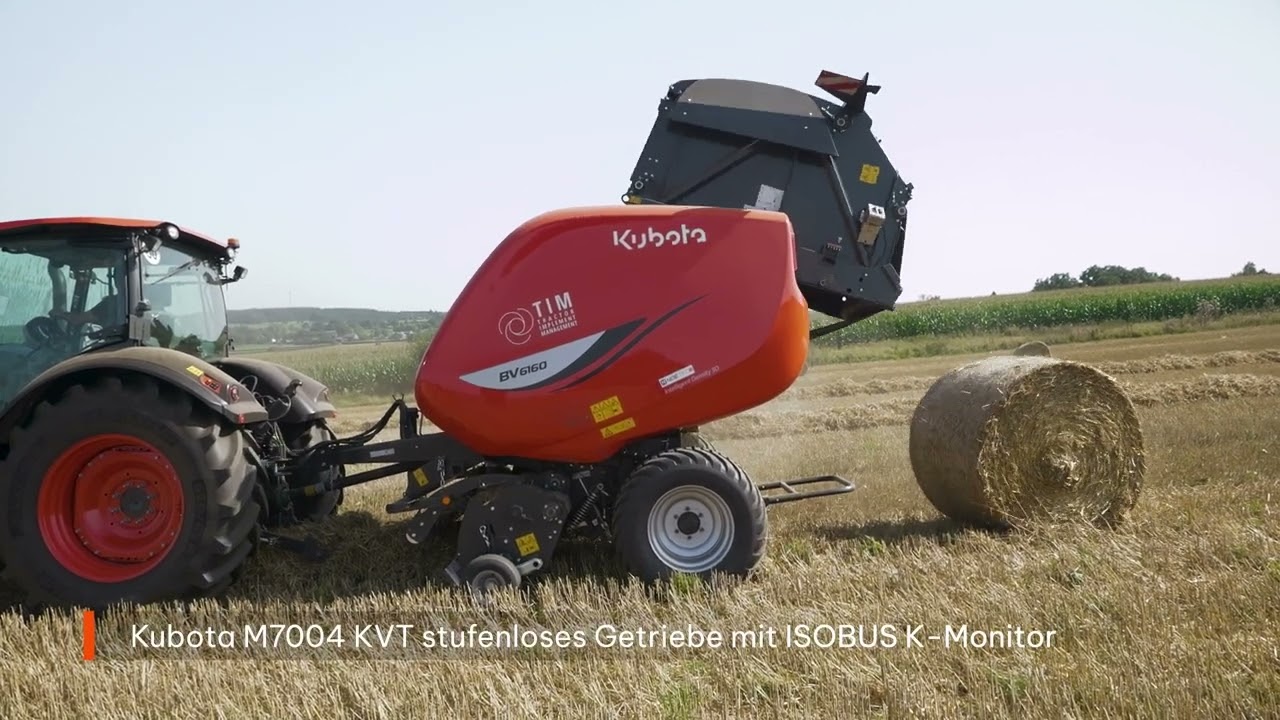 NOÉTEC Kubota M7-154 mit der Kubota BV6160 Ballenpresse ausgestattet mit TIM Funktionalität