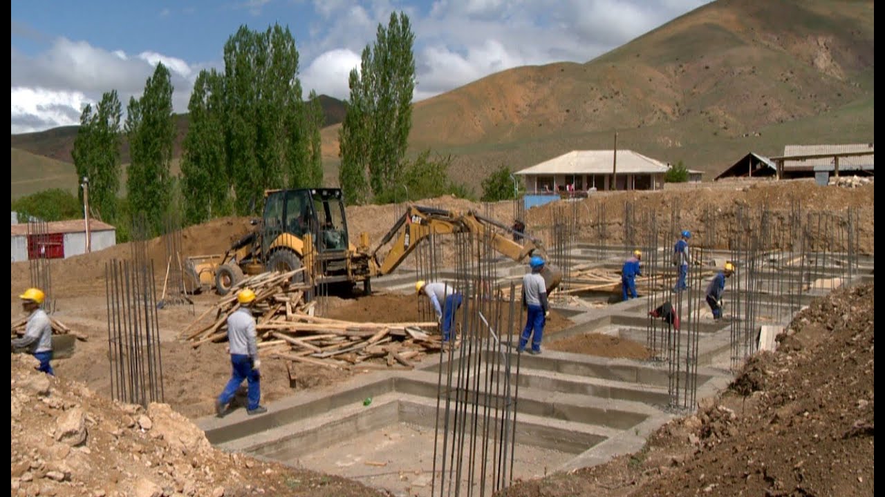 Ucqar dağ kəndi olan Göynük müasirliyə qovuşur