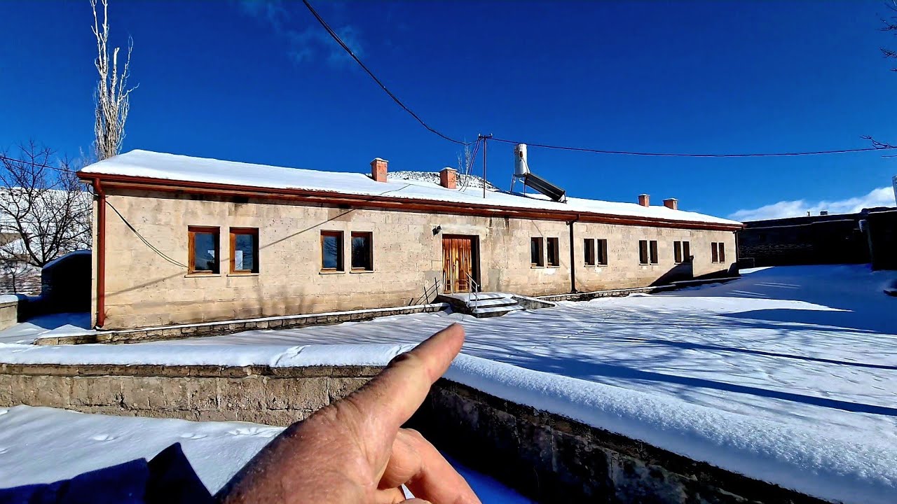 Tarihi Bina süper Gelveri Cappadocia Güzelyurt Aksaray ilkokulum özledim çok üzücü öylece duruyor 