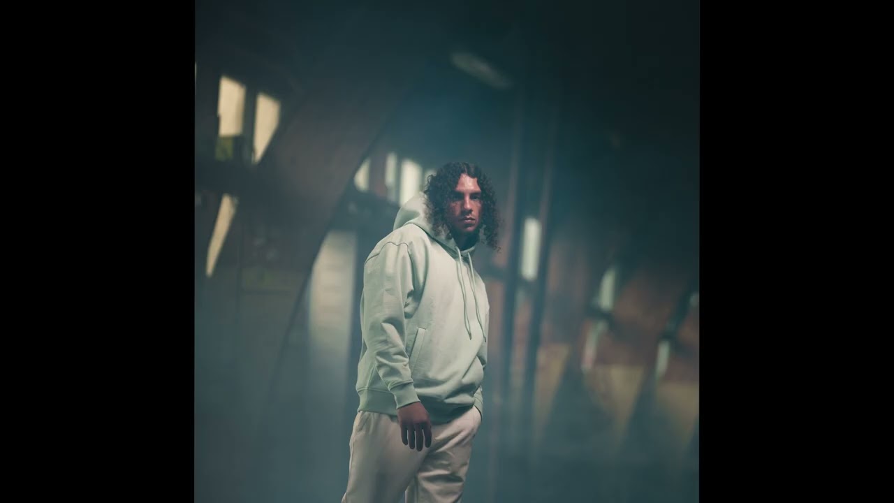Baloosh - Nirvana (Officiel Audiovideo)