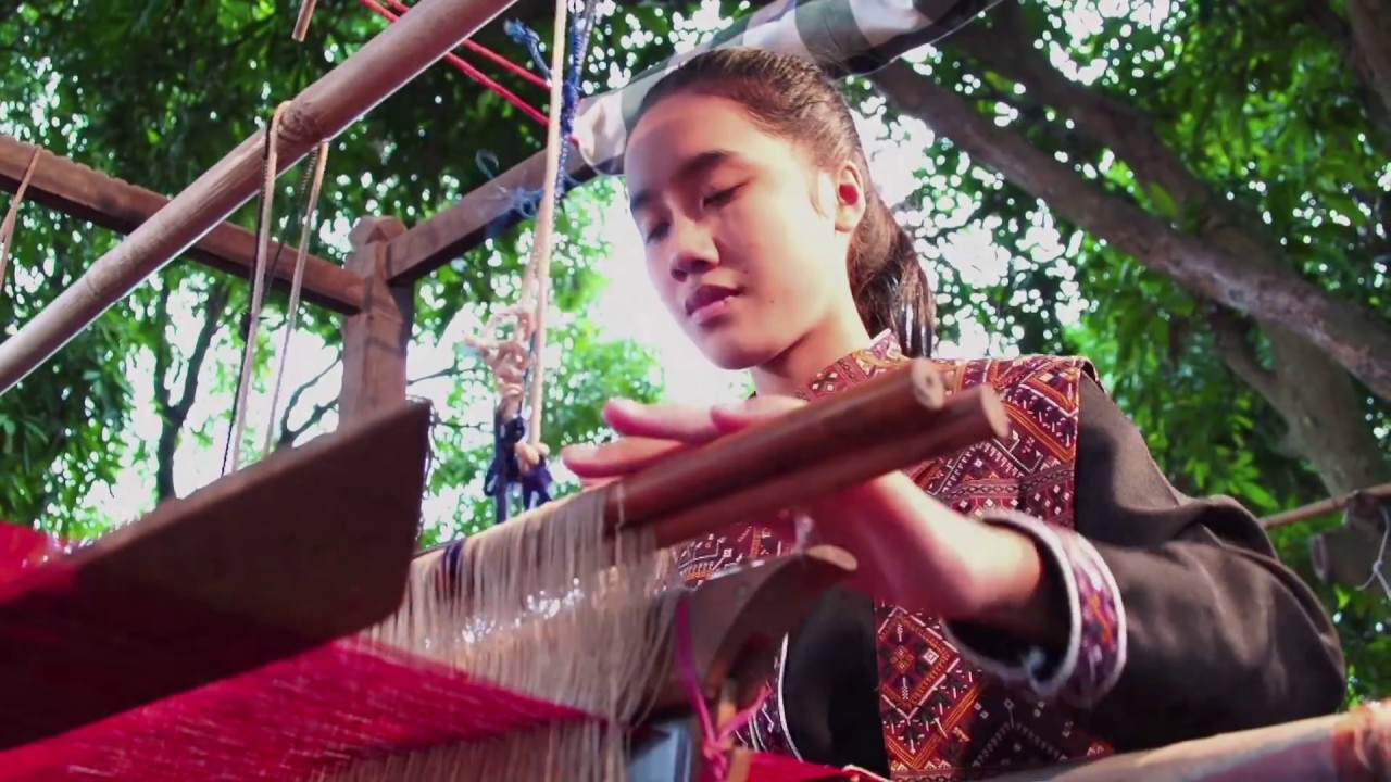 “ร้อยเรื่องเมืองไทย” ตอน “แพรวาบ้านโพน”