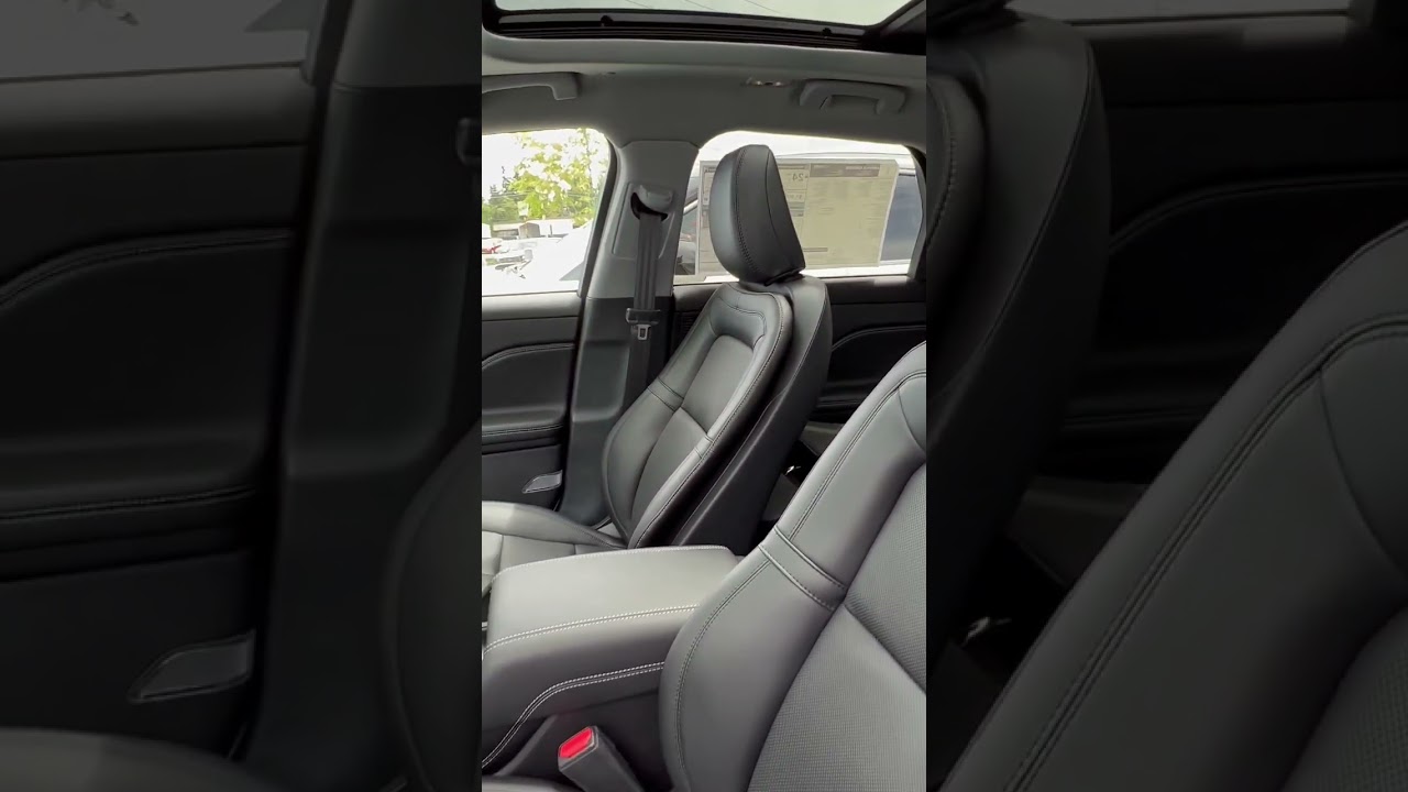 New Lincoln Corsair Luxury Compact SUV 