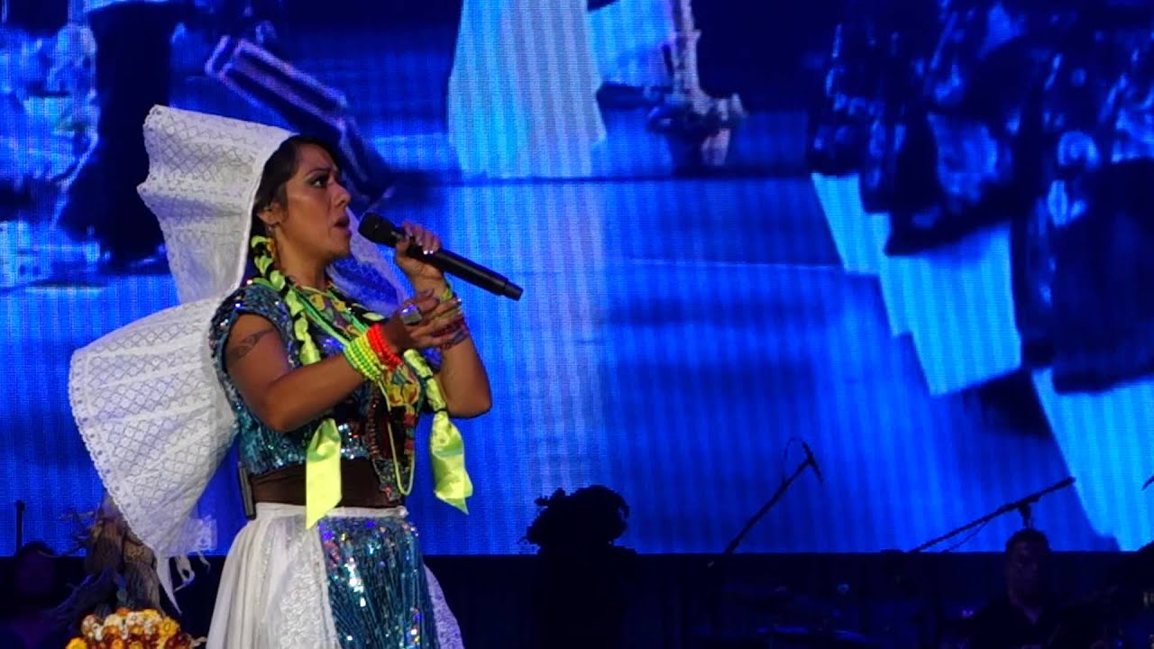 Lila Downs "El feo" & "La Sandunga" & "La llorona" @ Auditorio Nacional DF 9-29-13
