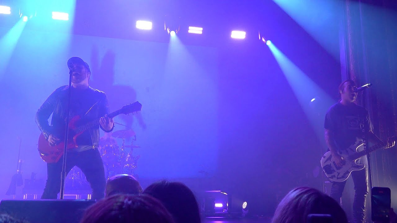 Fall Out Boy - Bang the Doldrums – Live in San Francisco