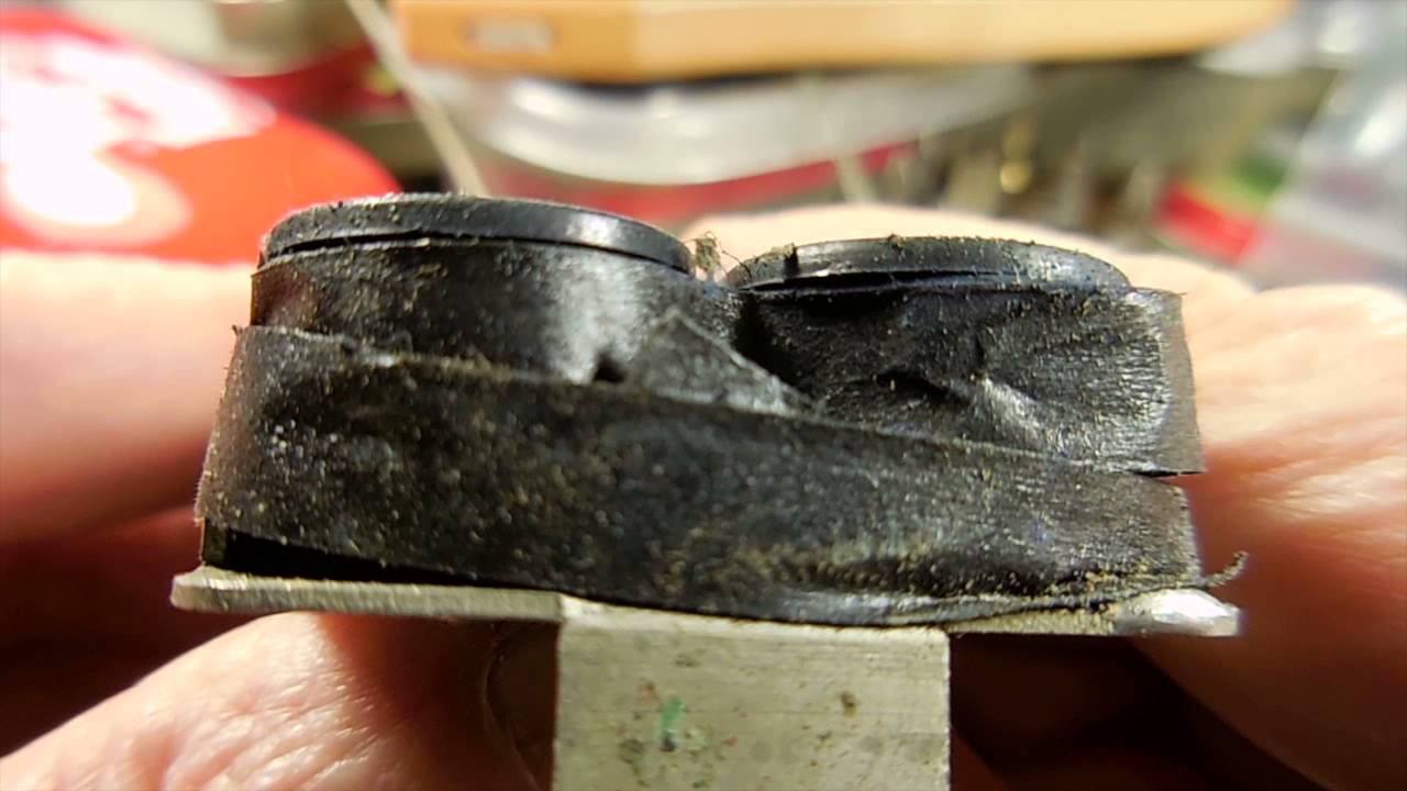 Opening and dissecting 2 vintage PAF Humbuckers