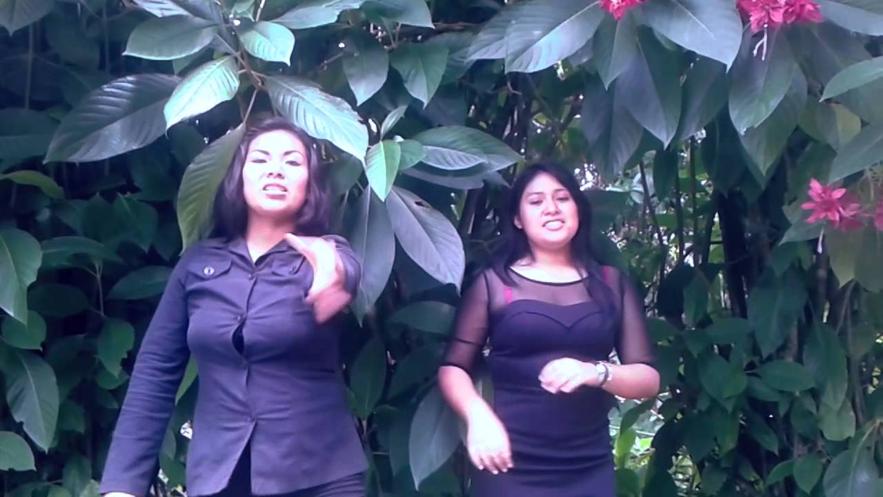 STOP LATINO: BUSCANDO UN AMORCITO