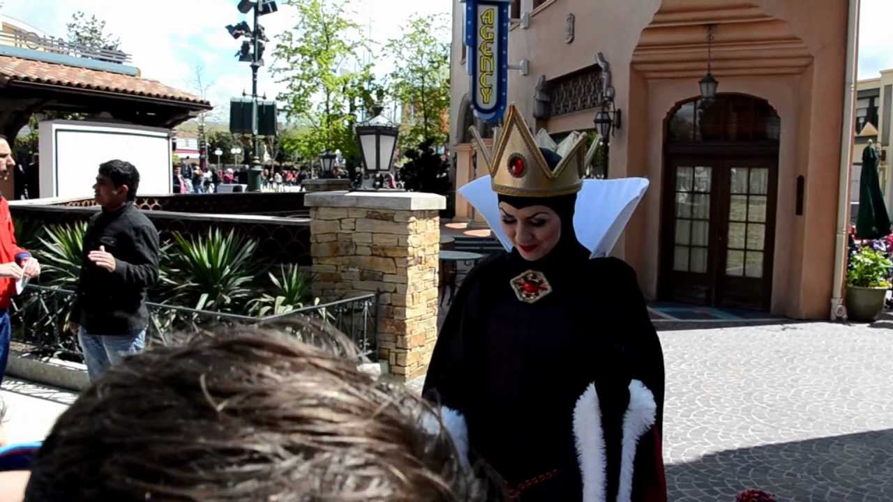 29th April 2012 - Meeting the Evil Queen - Disneyland Paris