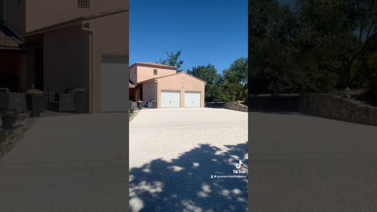 All&eacute;e en gravier stabilis&eacute; blanc &agrave; Rocbaron ☀️