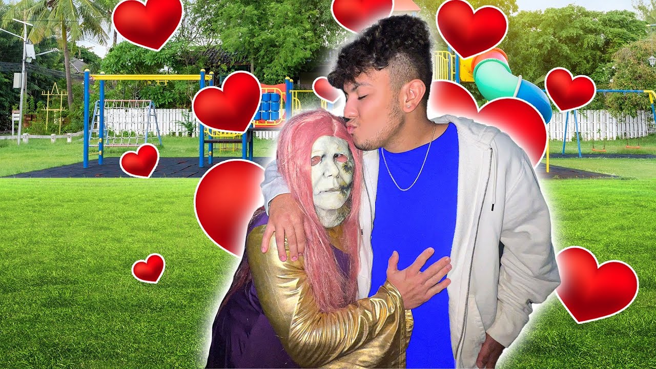 MICHAEL MYERS WIFE IS MY GIRLFRIEND!!!