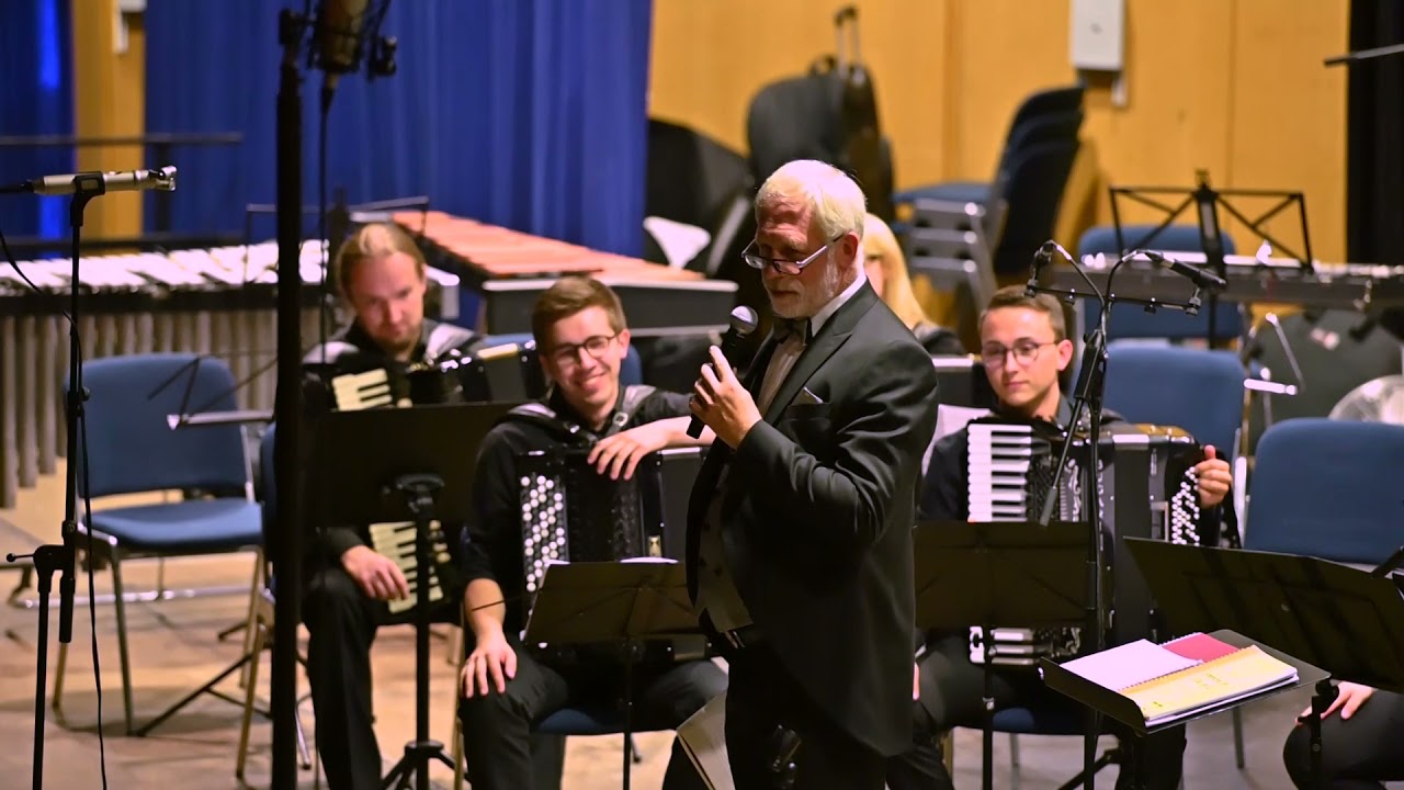 Gemeinschaftskonzert der Landes-Jugend-Akkordeon-Orchester Bayern und NRW unter Gerhard Koschel