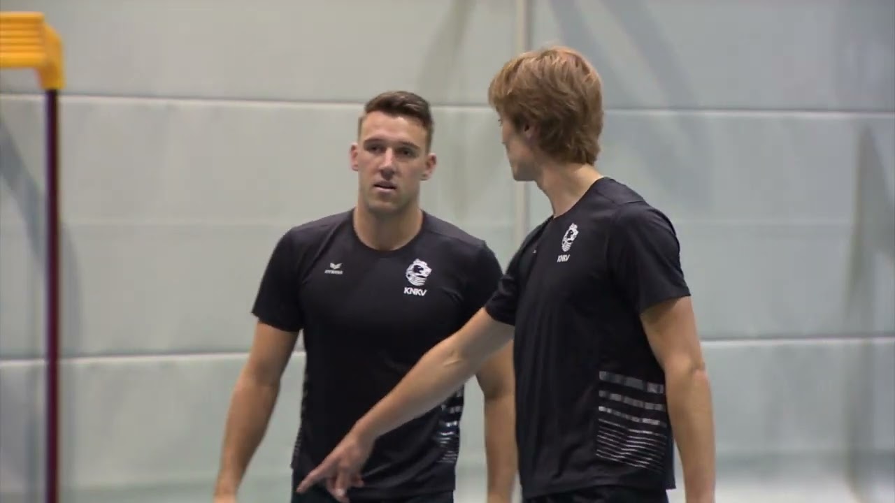 Internationals trainen voor NK 1-1