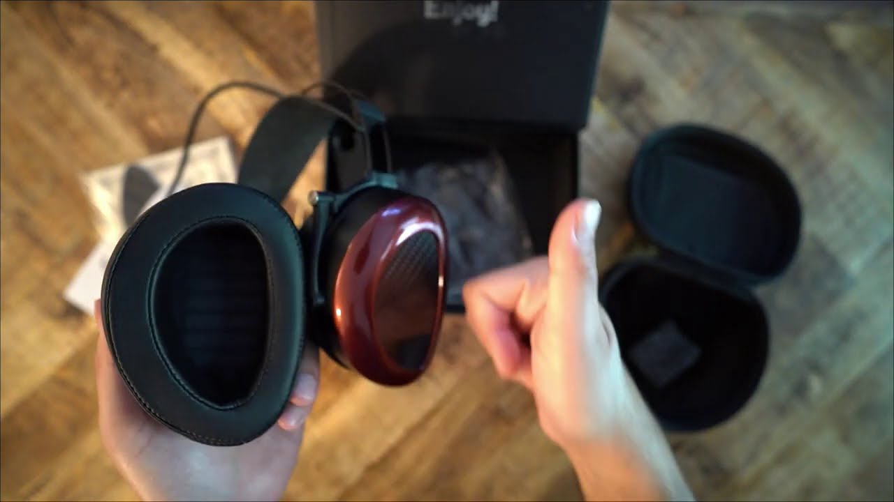 Dan Clark Aeon 2 Closed - Expensively Good Sound (But Hard To Justify)