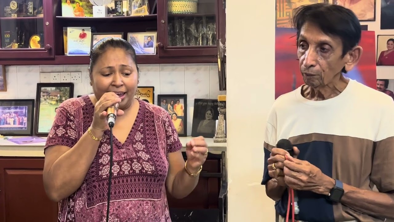 Teri Bindiyare* Pavithra Welikanna with Sarath Ruhunusiri in SARISARA Academy 