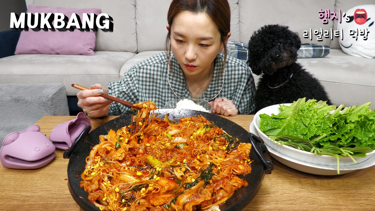 리얼먹방:) 매콤 콩나물 불고기 쌈 싸먹기 ★ 만들기 너무 쉬운 콩불😎ㅣSpicy Bulgogi with bean sproutsㅣREAL SOUNDㅣASMR MUKBANGㅣ