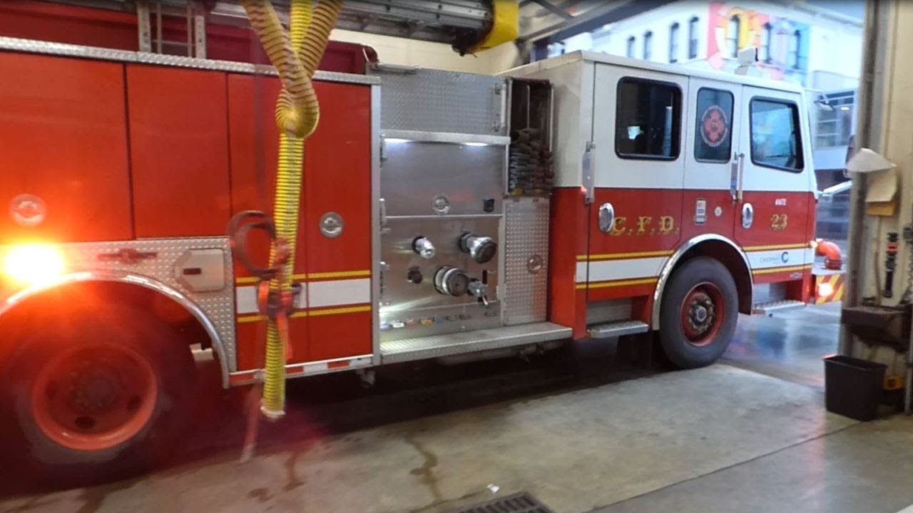 Cincinnati Engine 23 and Medic 23 Responding
