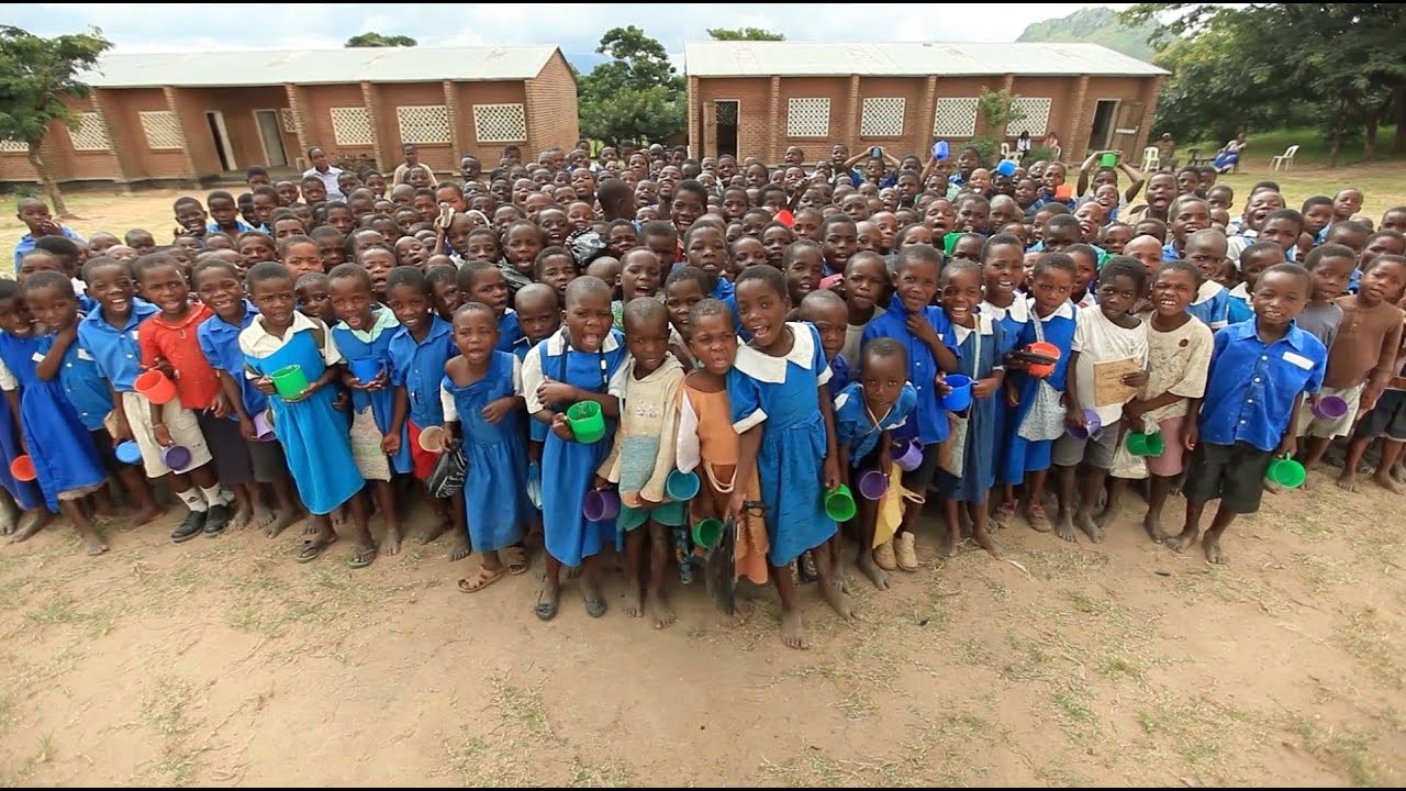 Be One Percent | Mary's Meals - Malawi School Feeding programmes.  Charity Video.