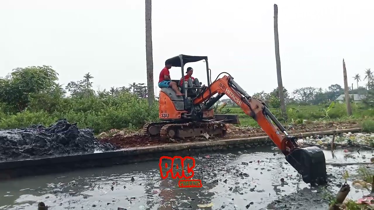 SI MUNGIL BERAKSI 
