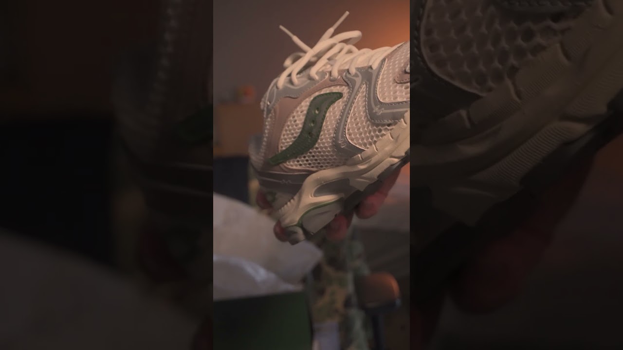 Saucony x Minted