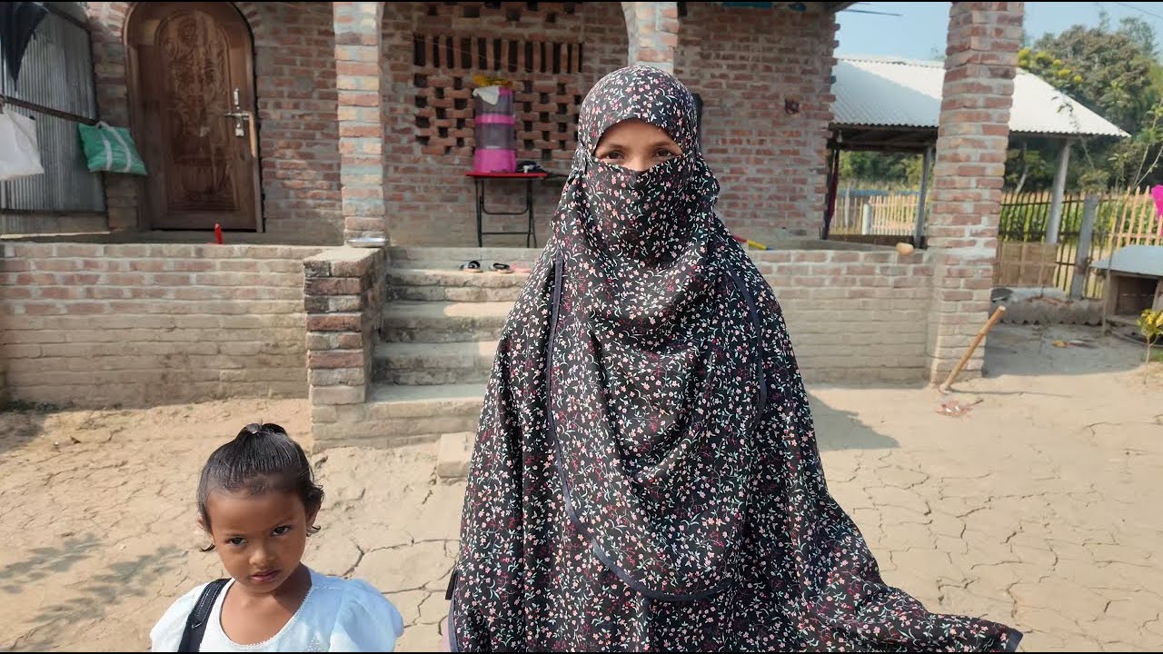 দুনিয়াতে এখনো কিছু ভালো মানুষ আছে । তাই দুনিয়াটা এখনো সুন্দর । village life with jui