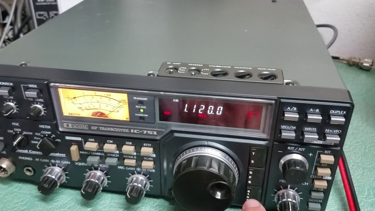 Icom IC-751