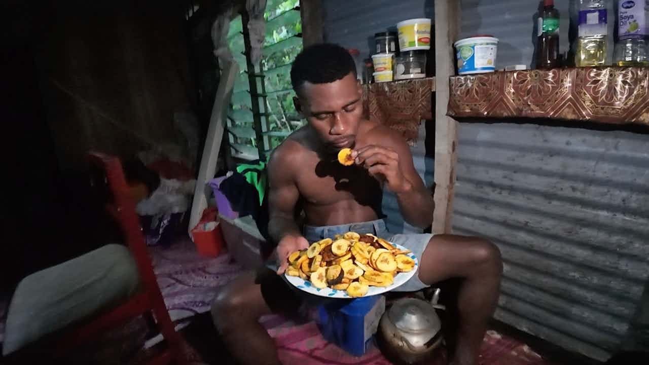 The Village Snack: The Vudi Chips (Banana Plantain) For The Evening Grog Chaser🍌🇫🇯