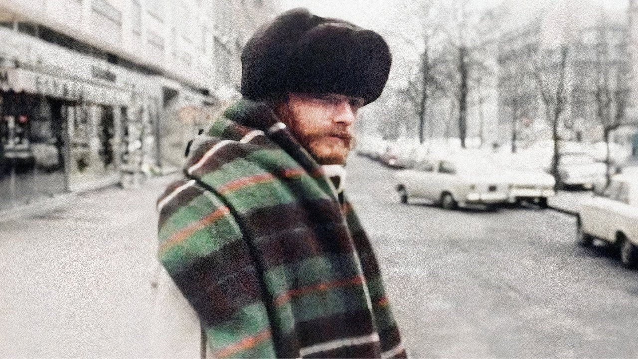 Mike Love - Alone on Christmas Day (1977 Version)