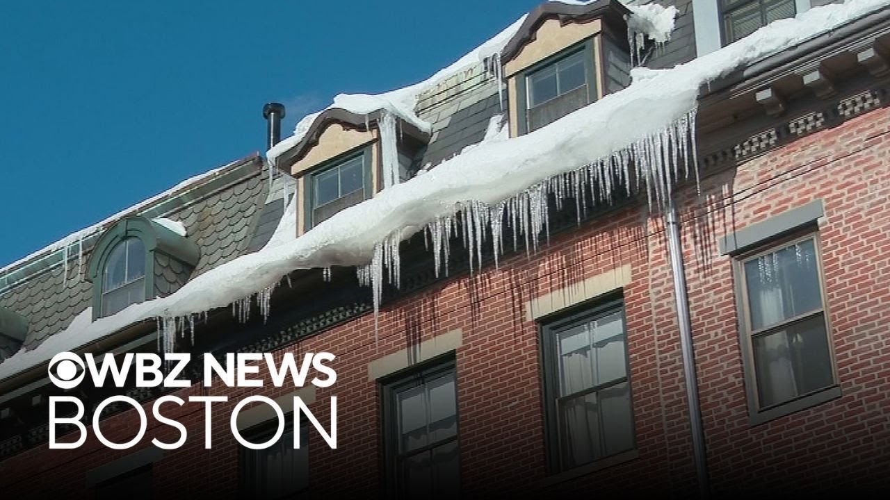 Boston sidewalk blocked off due to falling ice