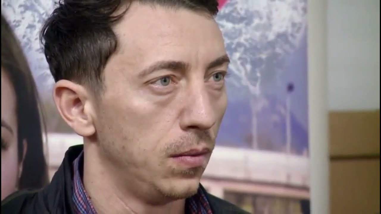 Rumano quiere ingresar a Chile pero apareció una alerta. ECNM, Canal 13.