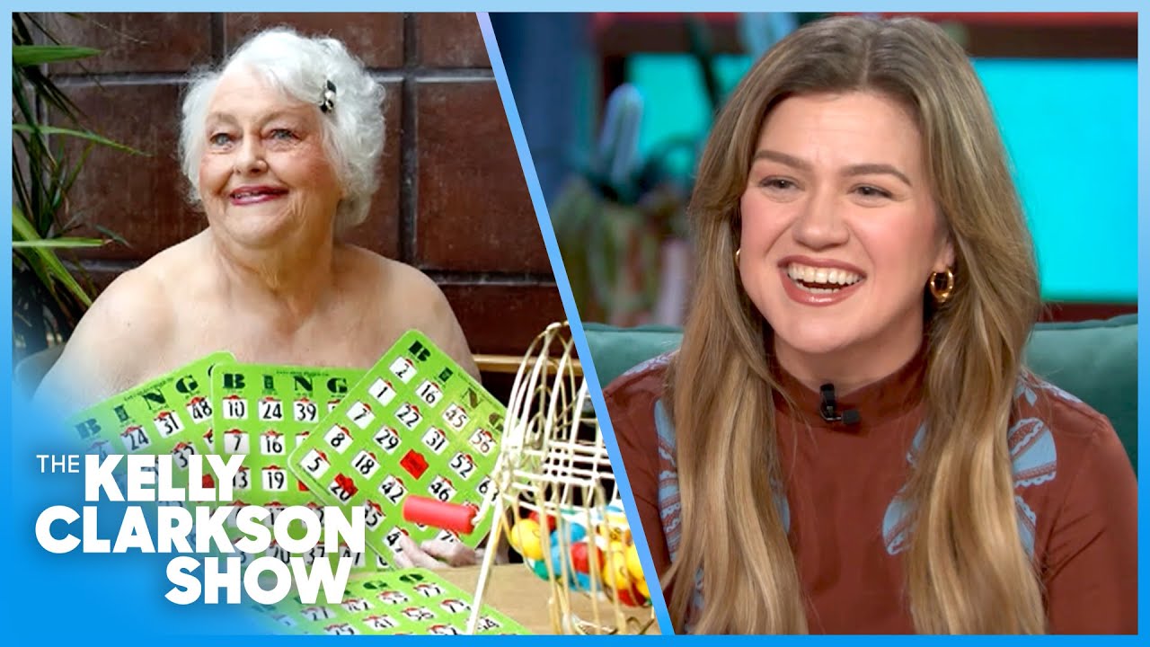 Kelly Clarkson Is Obsessed With Senior Pin-Up Calendar Girls