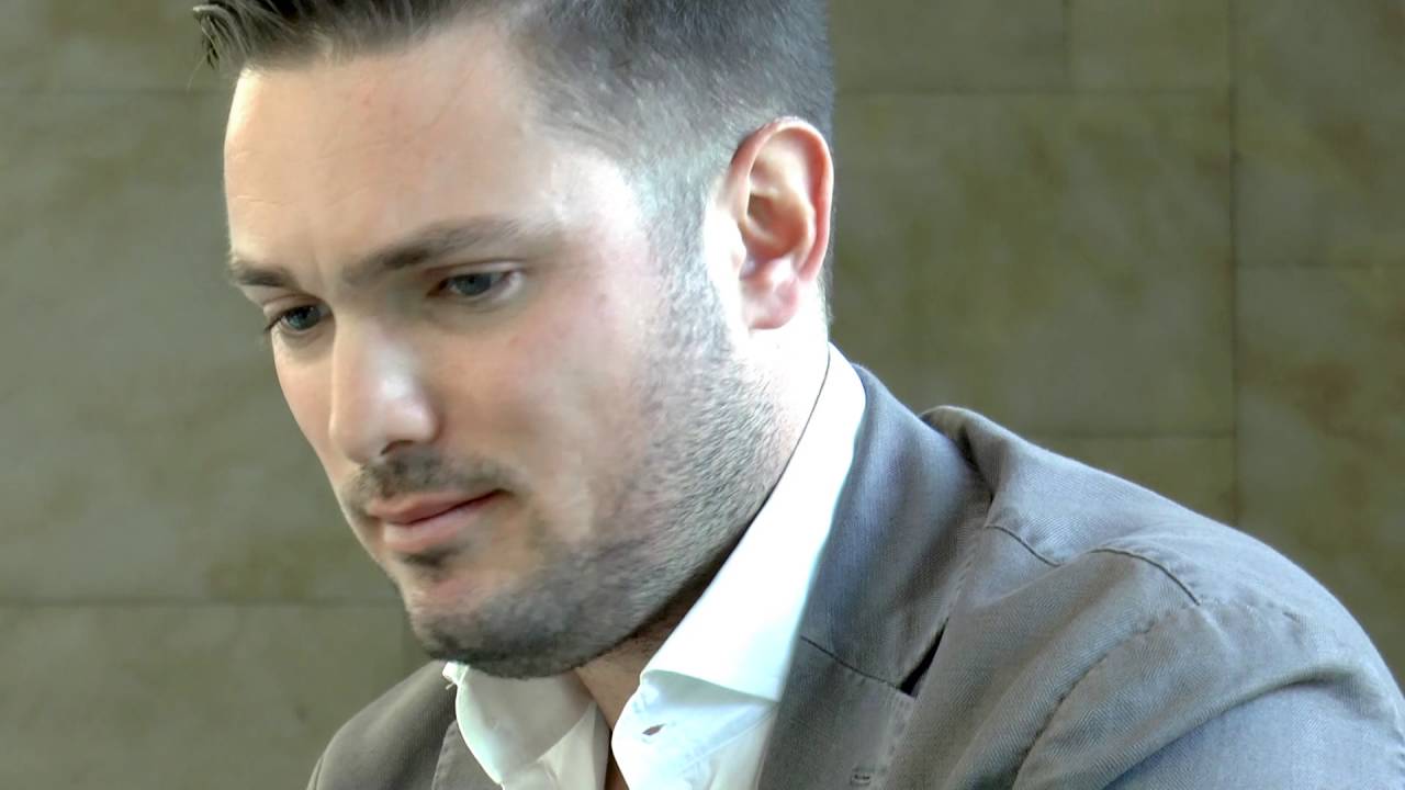 Mode- und Designmanagement (B.A.) AMD Porträt Felix Schmuck