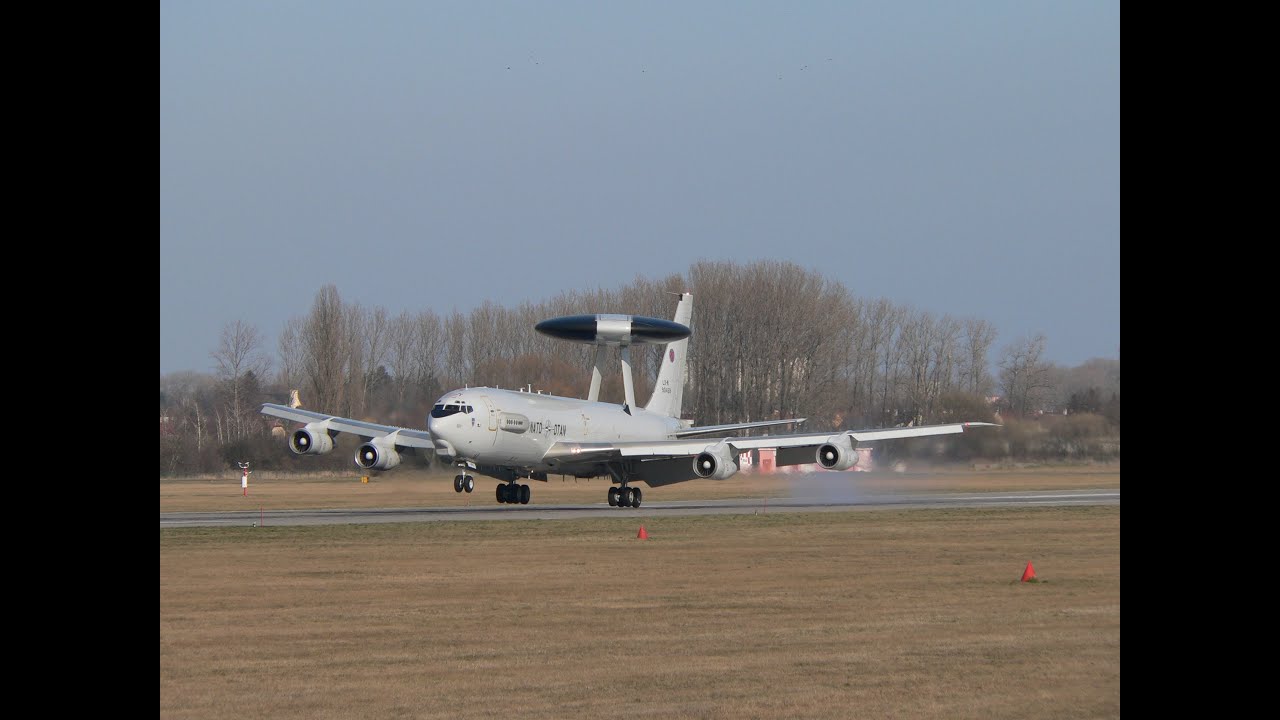 LKPD/PED letiště Pardubice + přehled letadel (+ bonus A380 Korean Air)