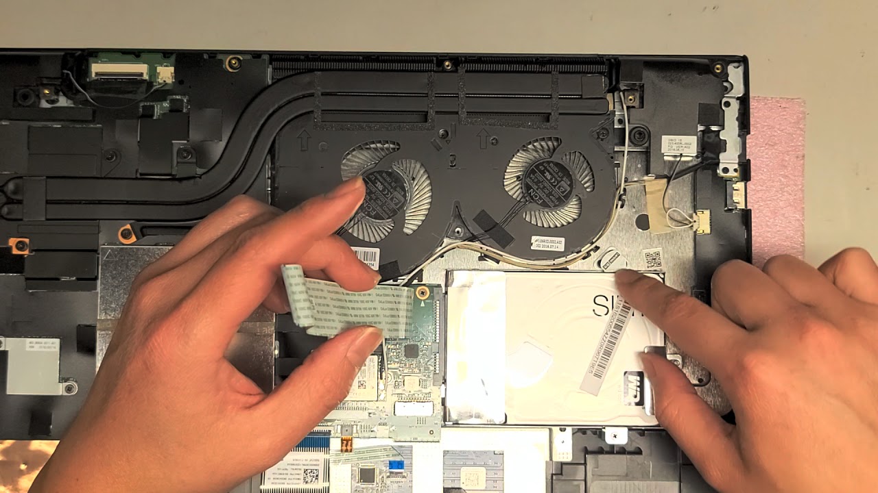 Lenovo Ideapad 700-15isk 80RU Disassembly RAM SSD Hard Drive Upgrade Repair LCD Screen Replacement