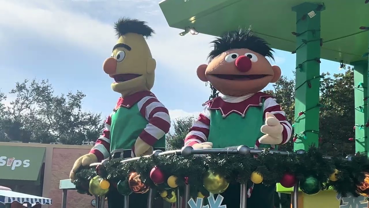 Christmas parade at Sesame Street land in sea world 