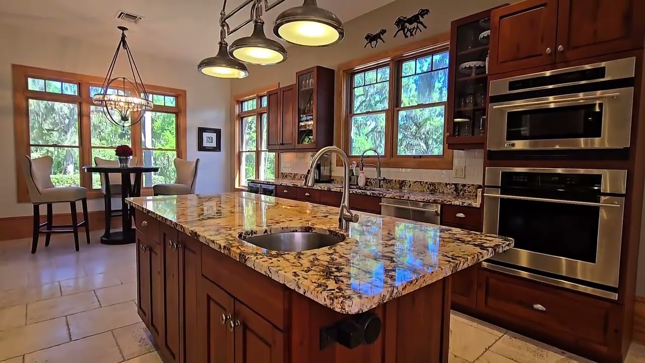 63 Acre Luxury Equestrian Living Ocala, Florida