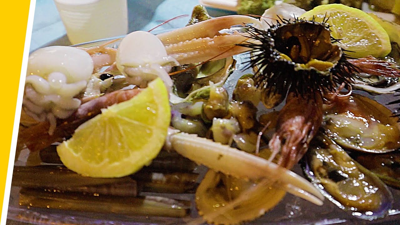 A cena in pescheria - Walk in Vieste #5 - Crudi e ostriche