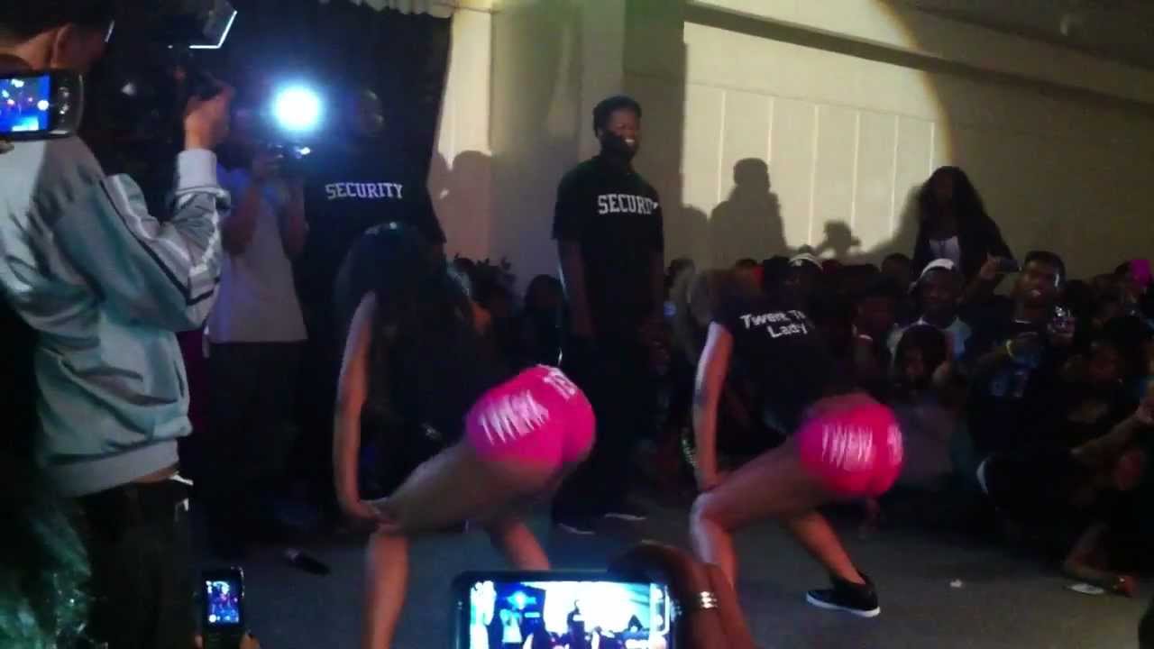 Twerk Team Live