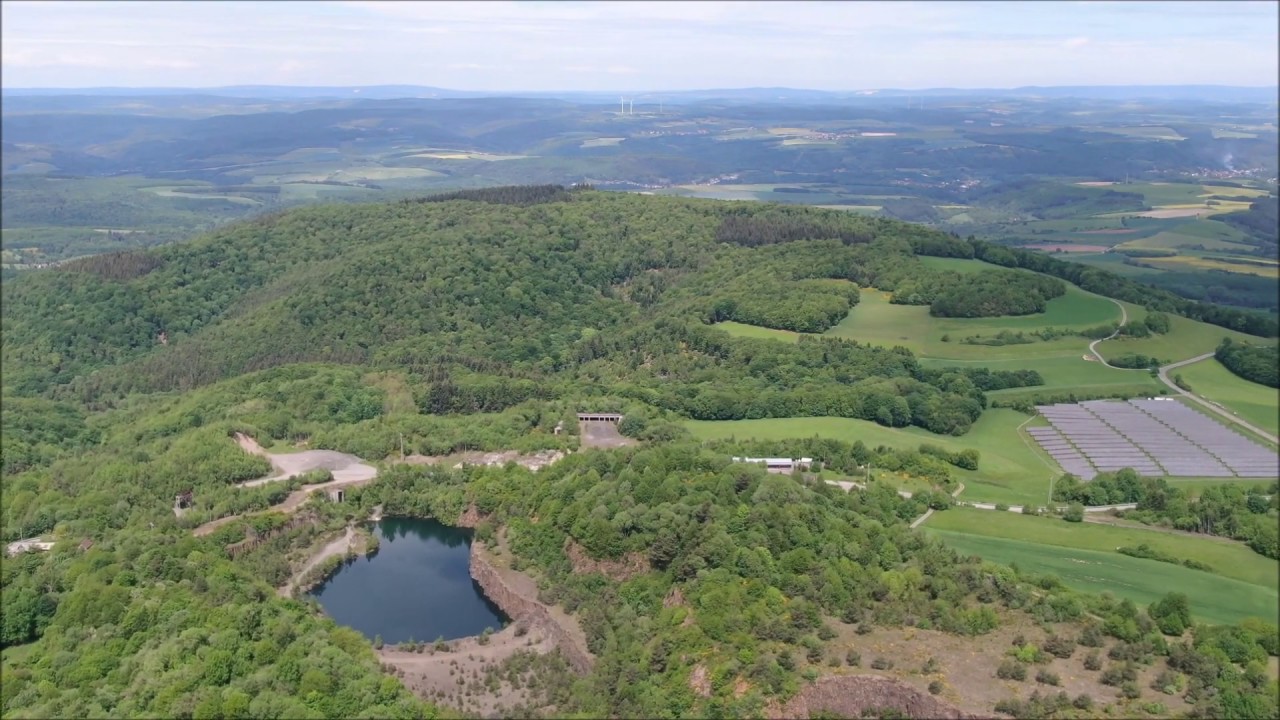 Steinbruch bei Eßweiler (Kusel) von Oben