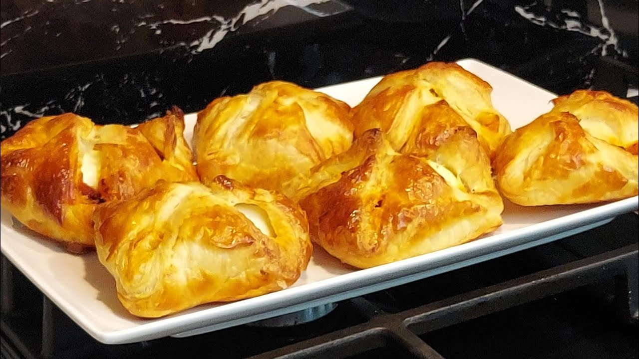EGG PUFF PASTRY | South Indian Bakery Style Egg Puff Pastry | Easy Home Made Egg Puff Pastry