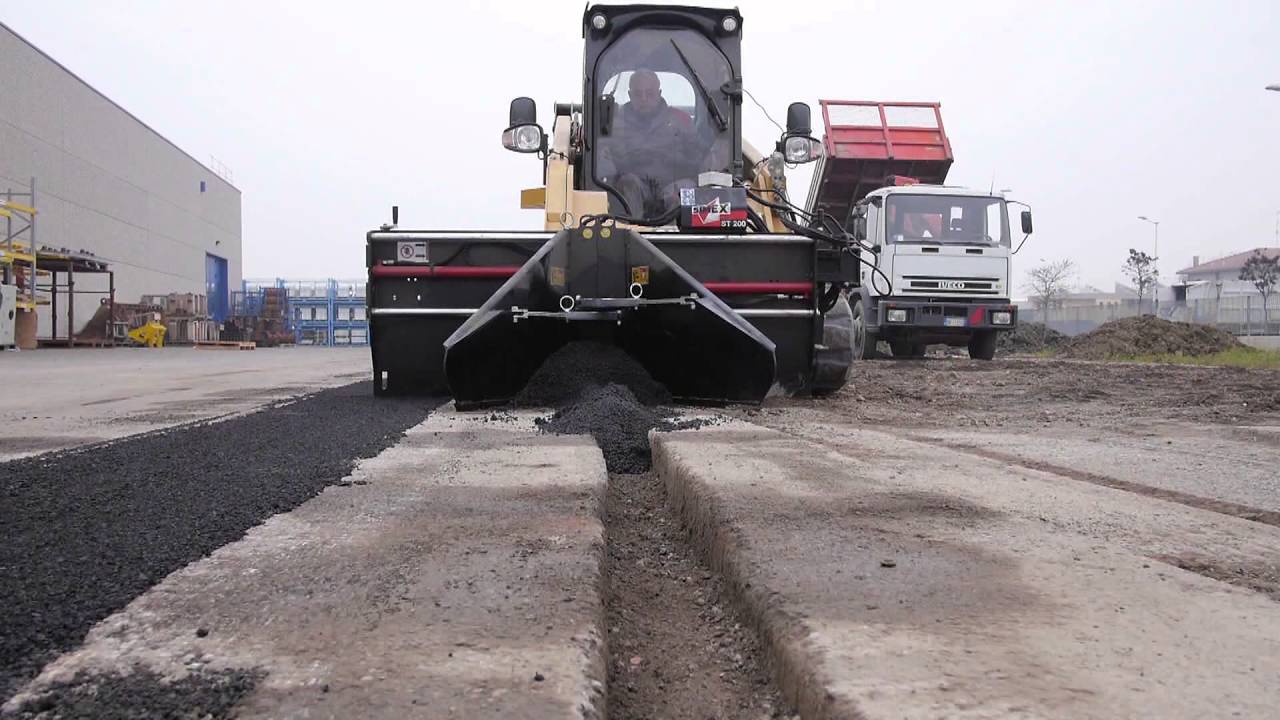 SIMEX ST: ASPHALT PAVERS
