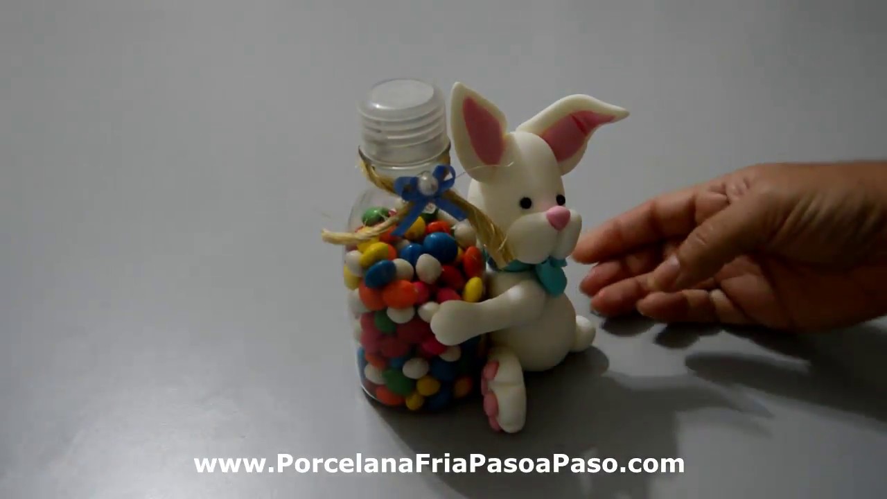 Conejito en Porcelana Fria