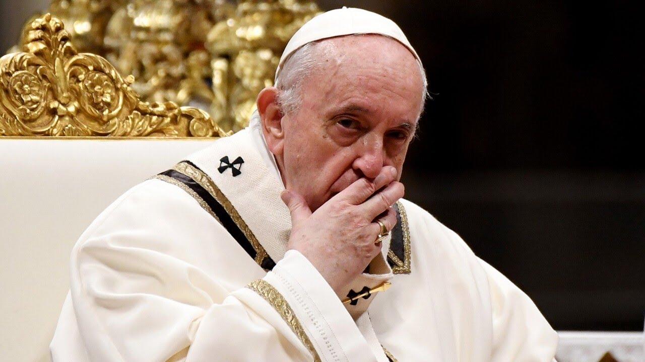 Pope Francis denies retirement rumours