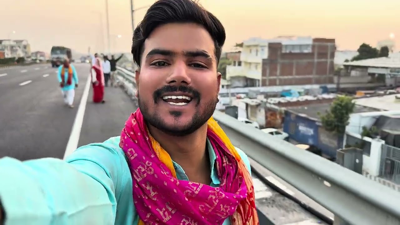 Jai Shree shyam🙏🏼🚩.           #khatushyam #youtube #vlogger #khatushyamji #vlogvideo 